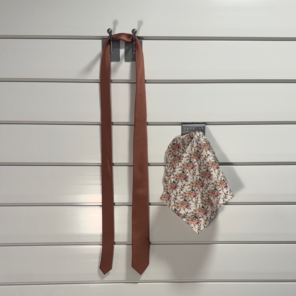 Rusty Rose Floral Tie Set